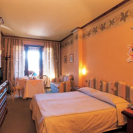 Hotell Club Relais Des Alpes 4*