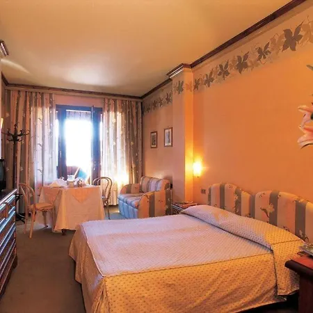 Club Relais Des Alpes Hotell