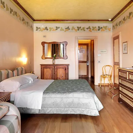 Hotell Club Relais Des Alpes 4*