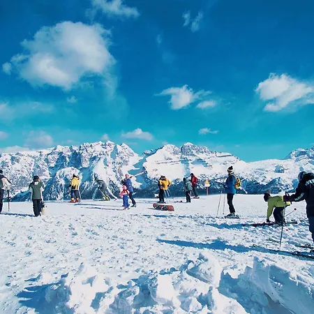 Club Relais Des Alpes Hotell 4*